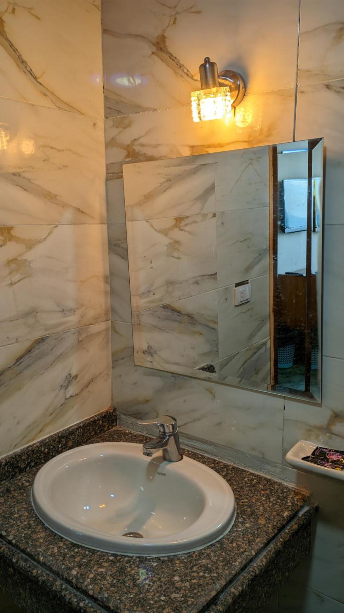 Royal Crown Hotel عائلات فقط Alexandria Bagian luar foto