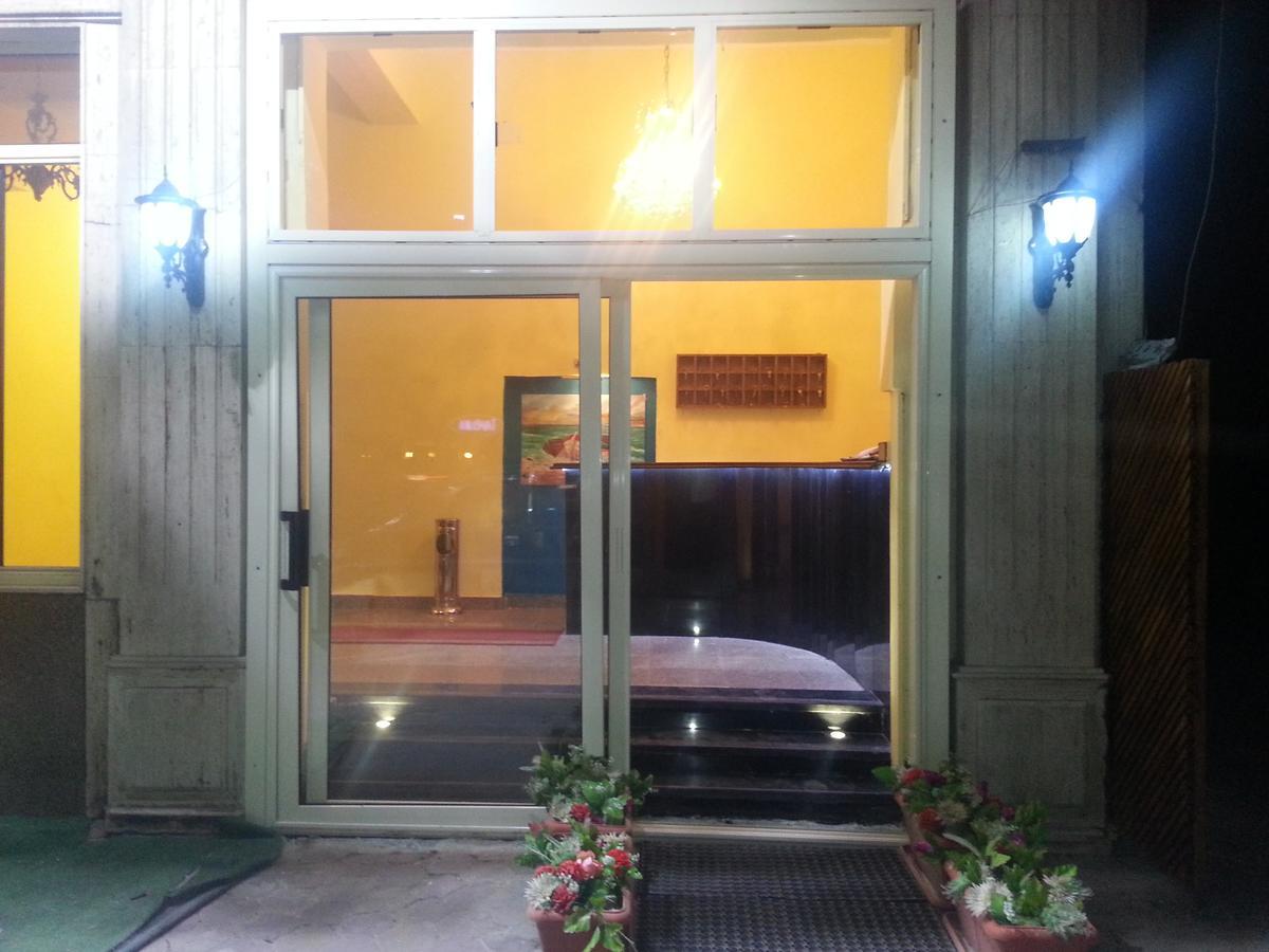 Royal Crown Hotel عائلات فقط Alexandria Bagian luar foto